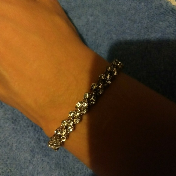 Bracelet - Picture 3 of 5